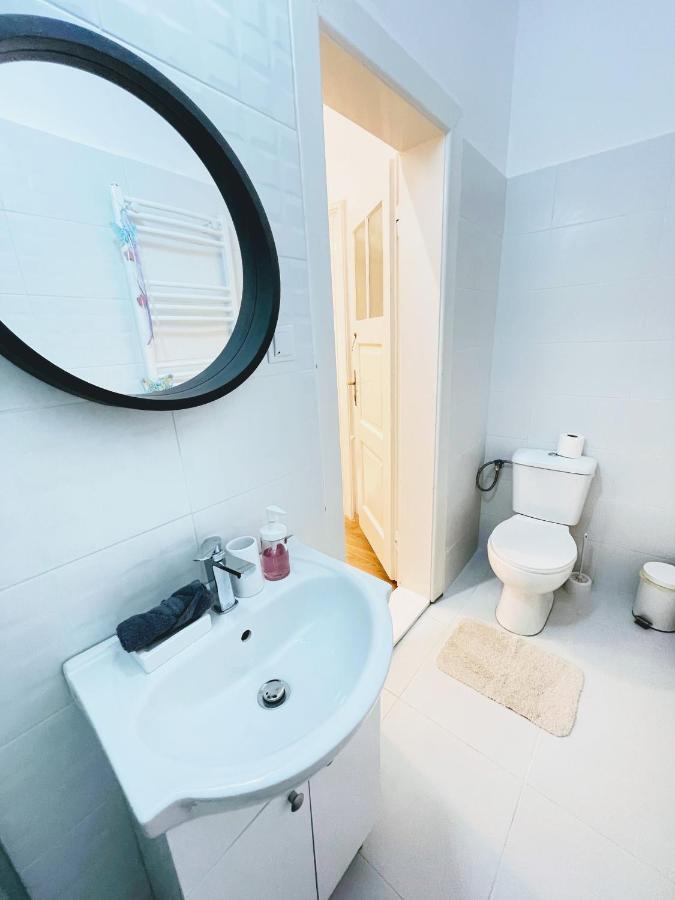 Apartament Plopilor Studios سيبيو المظهر الخارجي الصورة