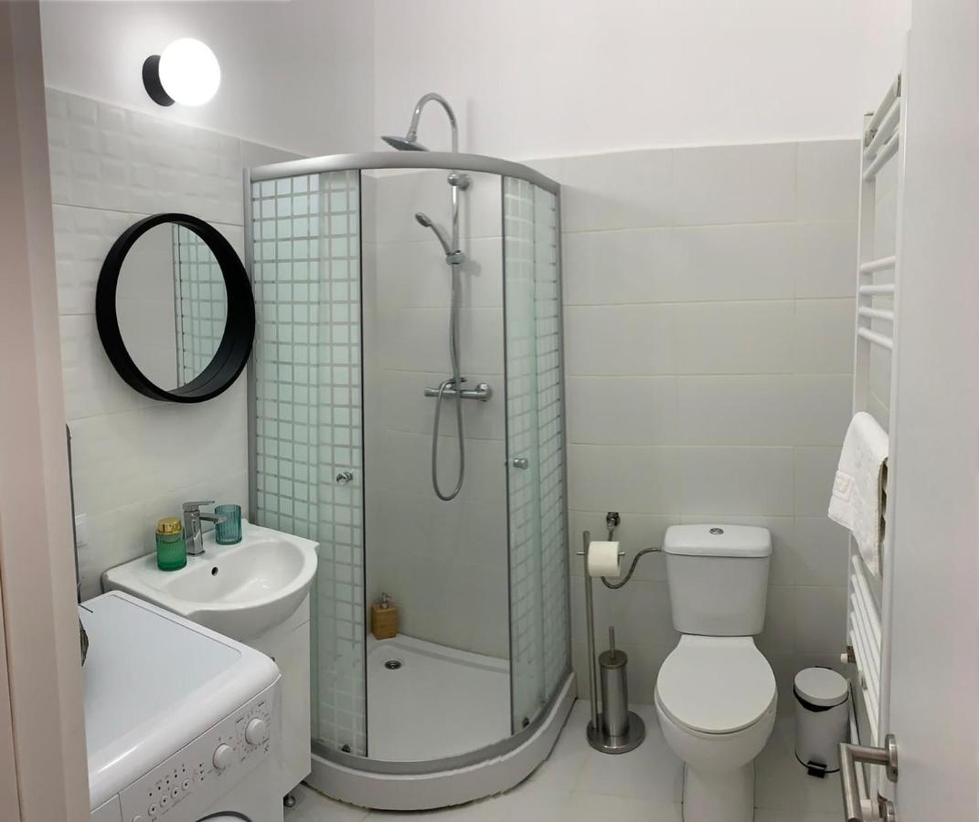 Apartament Plopilor Studios سيبيو المظهر الخارجي الصورة